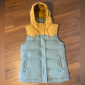 Patagonia Bivy Hooded Down Vest NWOT - Women’s L